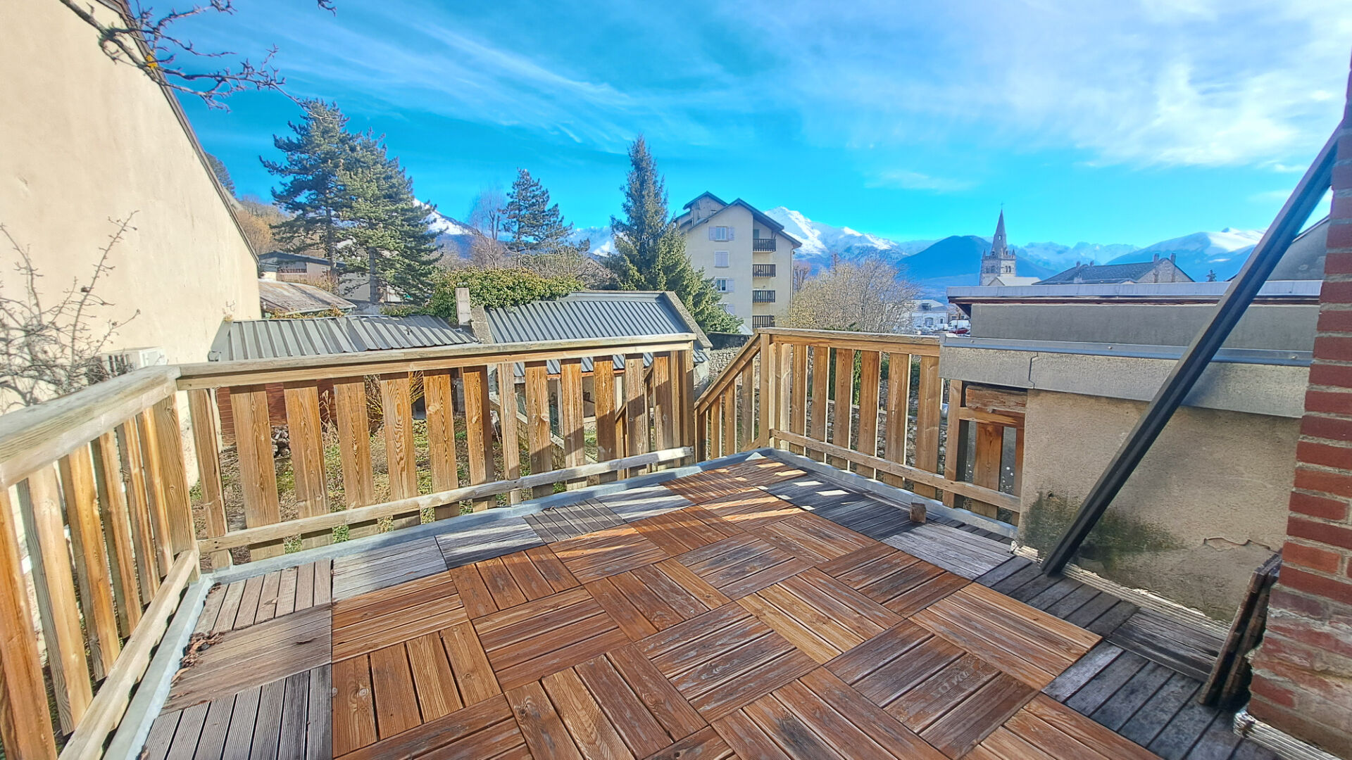 Appartement 6 pièces 190 m² · à La Mure · 190 m² · 170 000 €