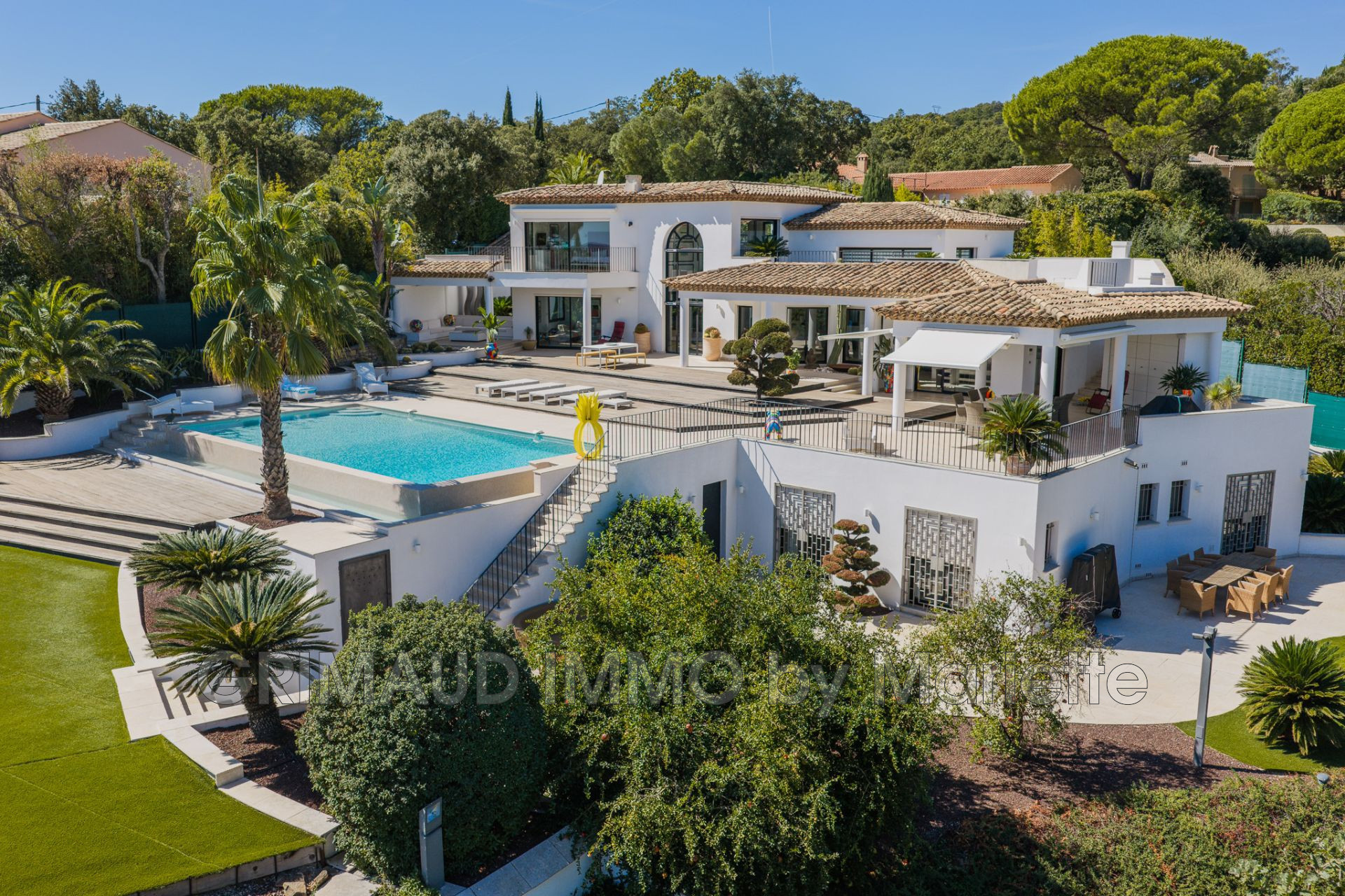 Maison 7 pièces 440 m² · à Grimaud · 440 m² · 3 950 000 €