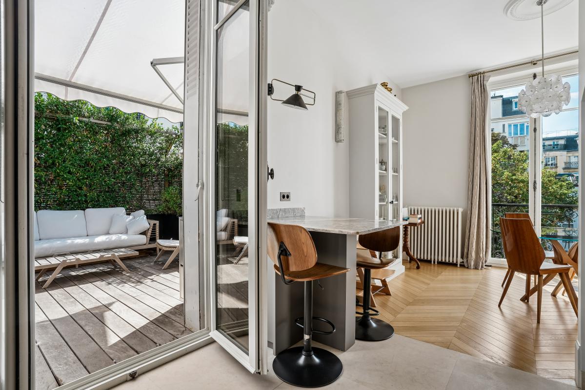 Appartement 4 pièces 144 m² · à Paris 16 · 144 m² · 2 500 000 €