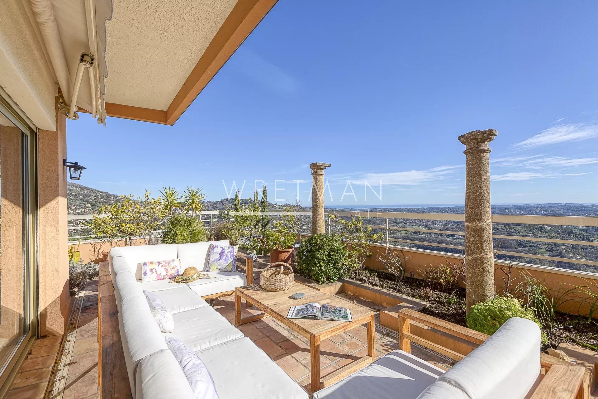 Appartement 3 pièces 144 m² · à Grasse · 144 m² · 1 090 000 €