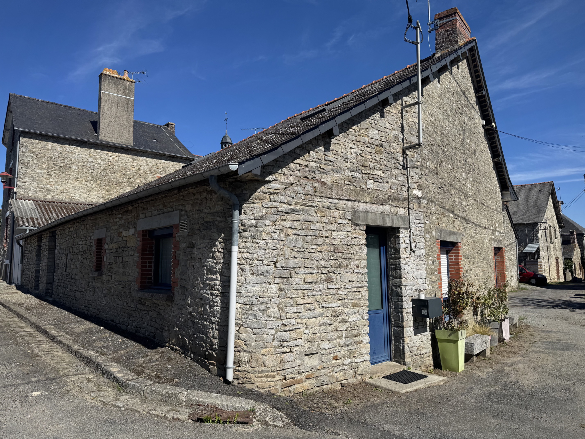 Maison 4 pièces 80 m² · à La Couyere · 80 m² · 650 €/mois