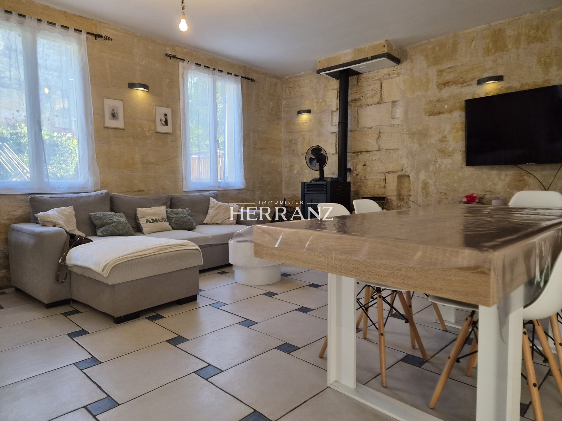 Maison 4 pièces 128 m² · à Saint-Médard-de-Guizières · 128 m² · 191 000 €