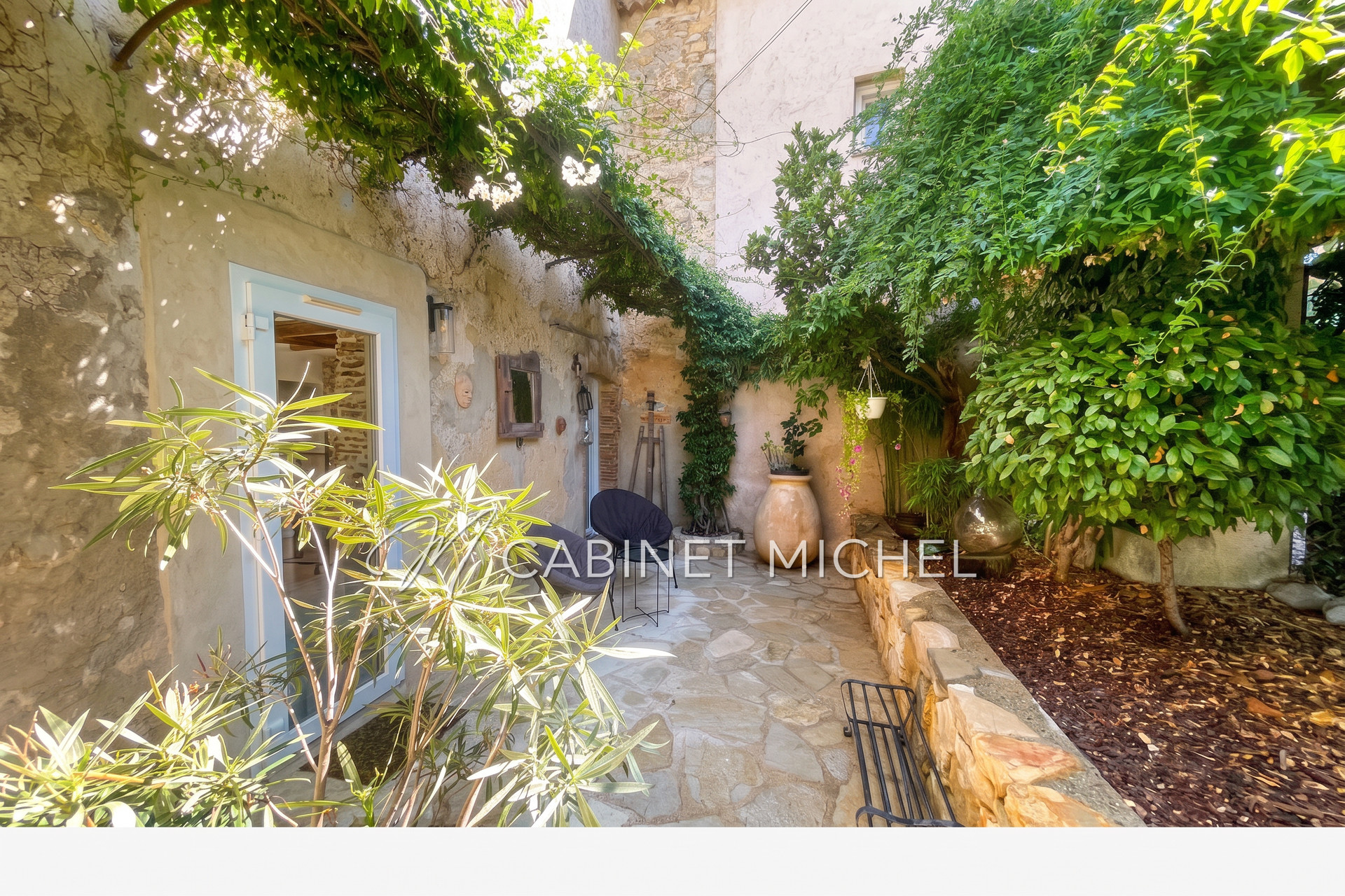 Maison 6 pièces 160 m² · au Rouret · 160 m² · 795 000 €