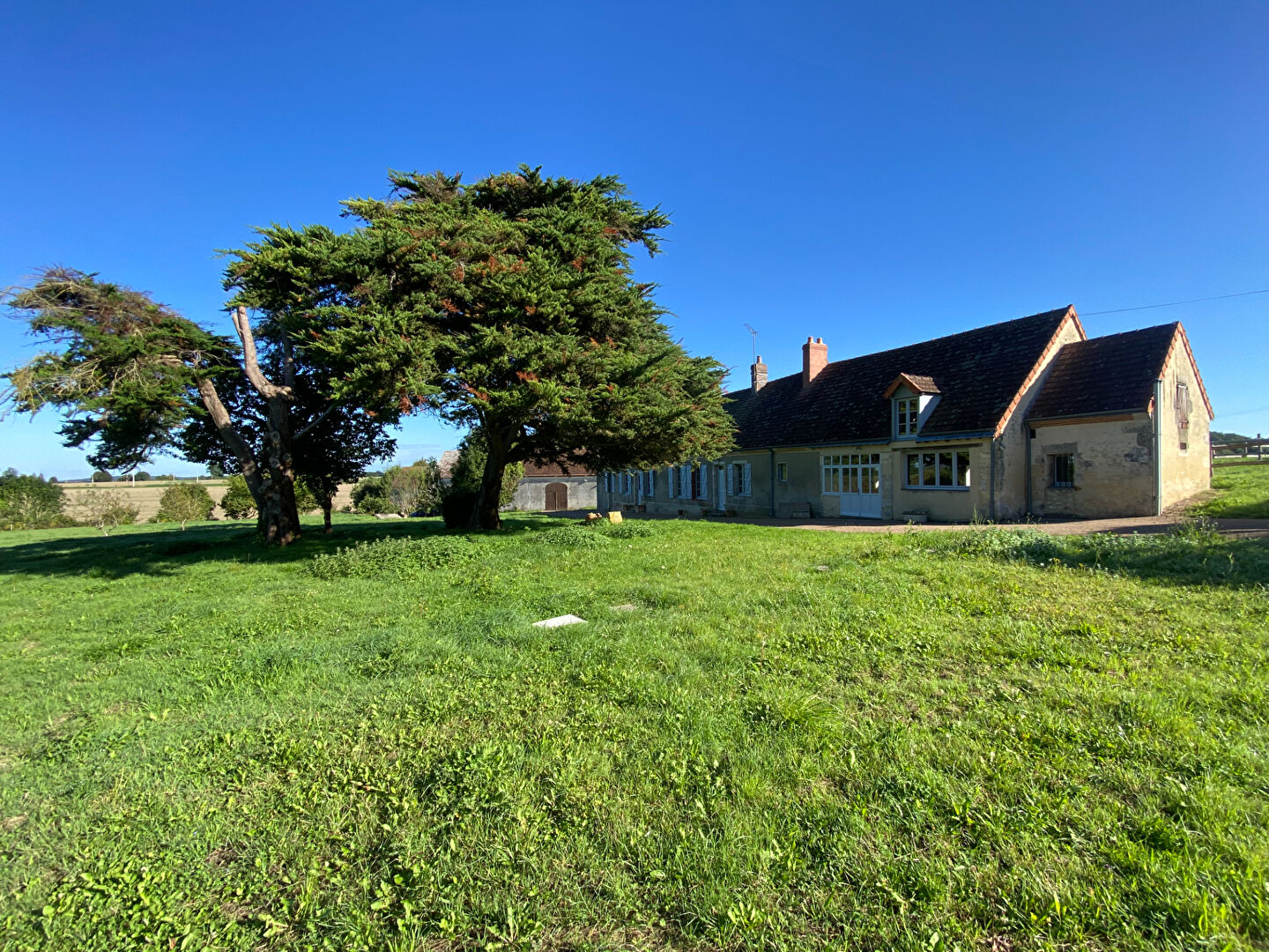 Maison 8 pièces 313 m² · à Ceton · 313 m² · 399 000 €