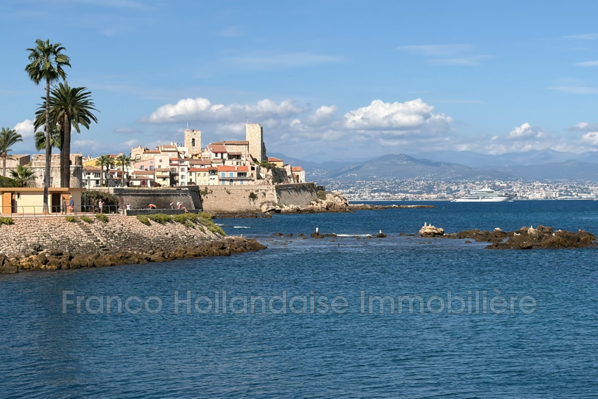 Appartement 2 pièces 46 m² · à Antibes · 46 m² · 309 000 €
