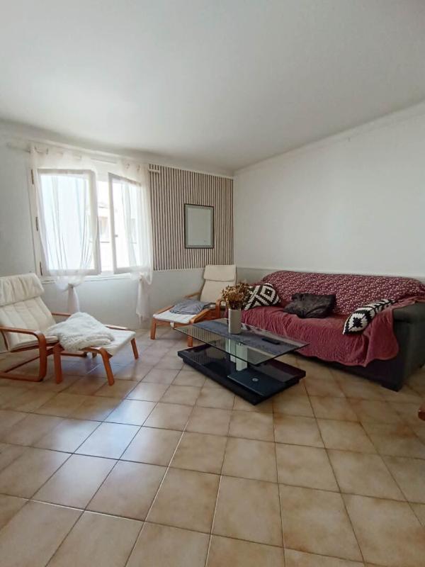 Maison 4 pièces 105 m² · à St Chamas · 105 m² · 240 000 €