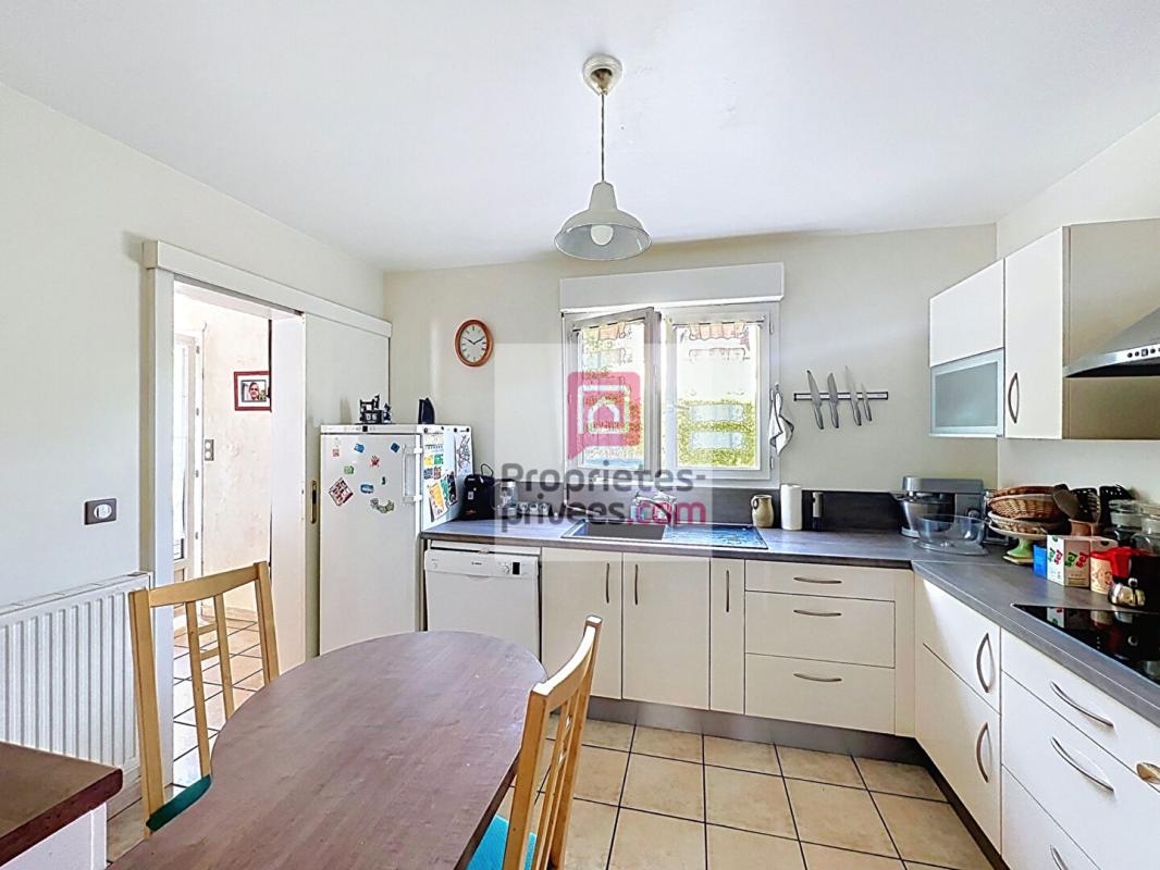 Maison – LE PERRAY EN YVELINES YVELINES ILE-DE-FRANCE - Vue 4