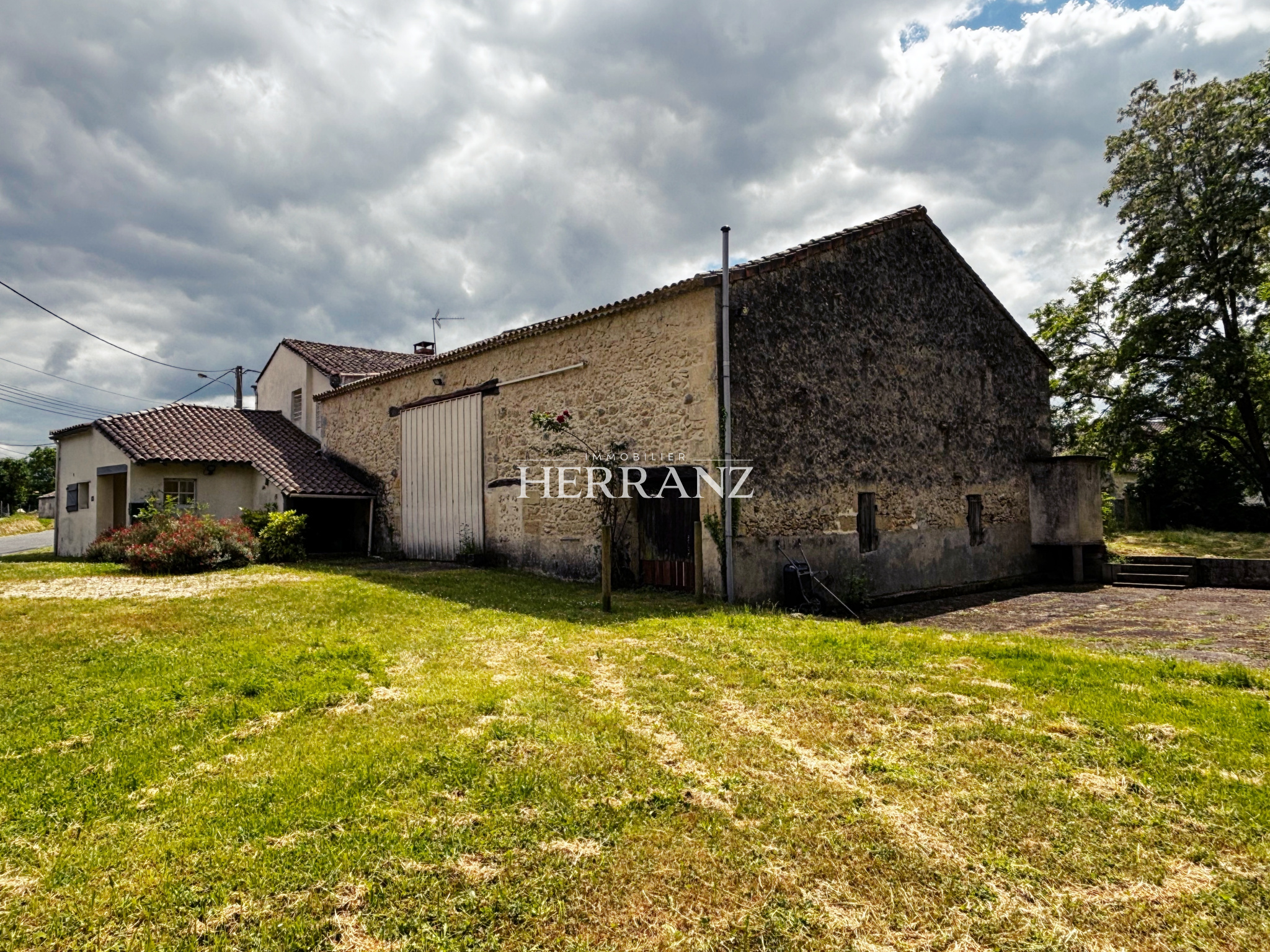Maison 6 pièces 158 m² · à Moulin Neuf · 158 m² · 199 000 €