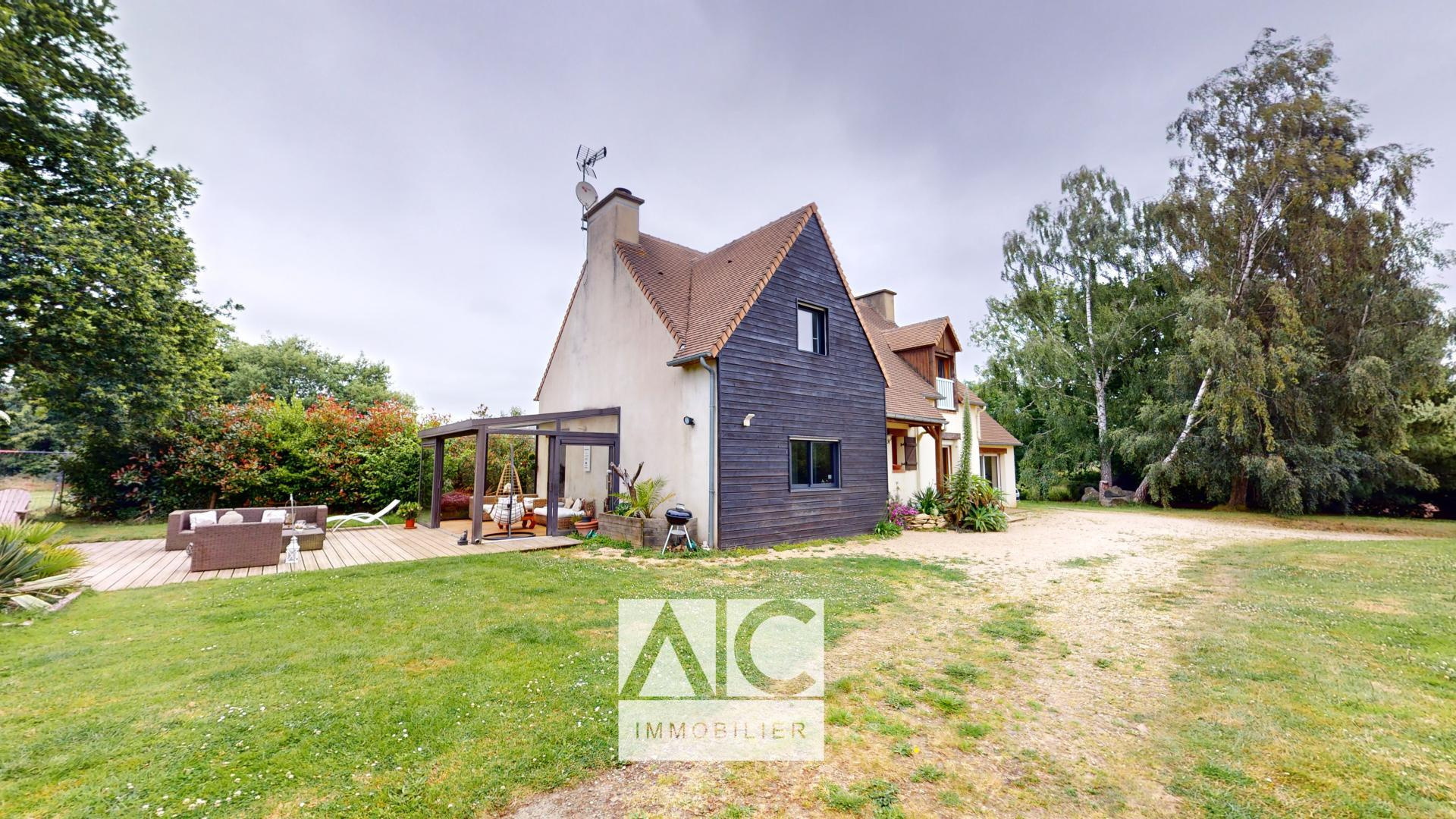 Maison 6 pièces 145 m² · à Tréguidel · 145 m² · 299 900 €