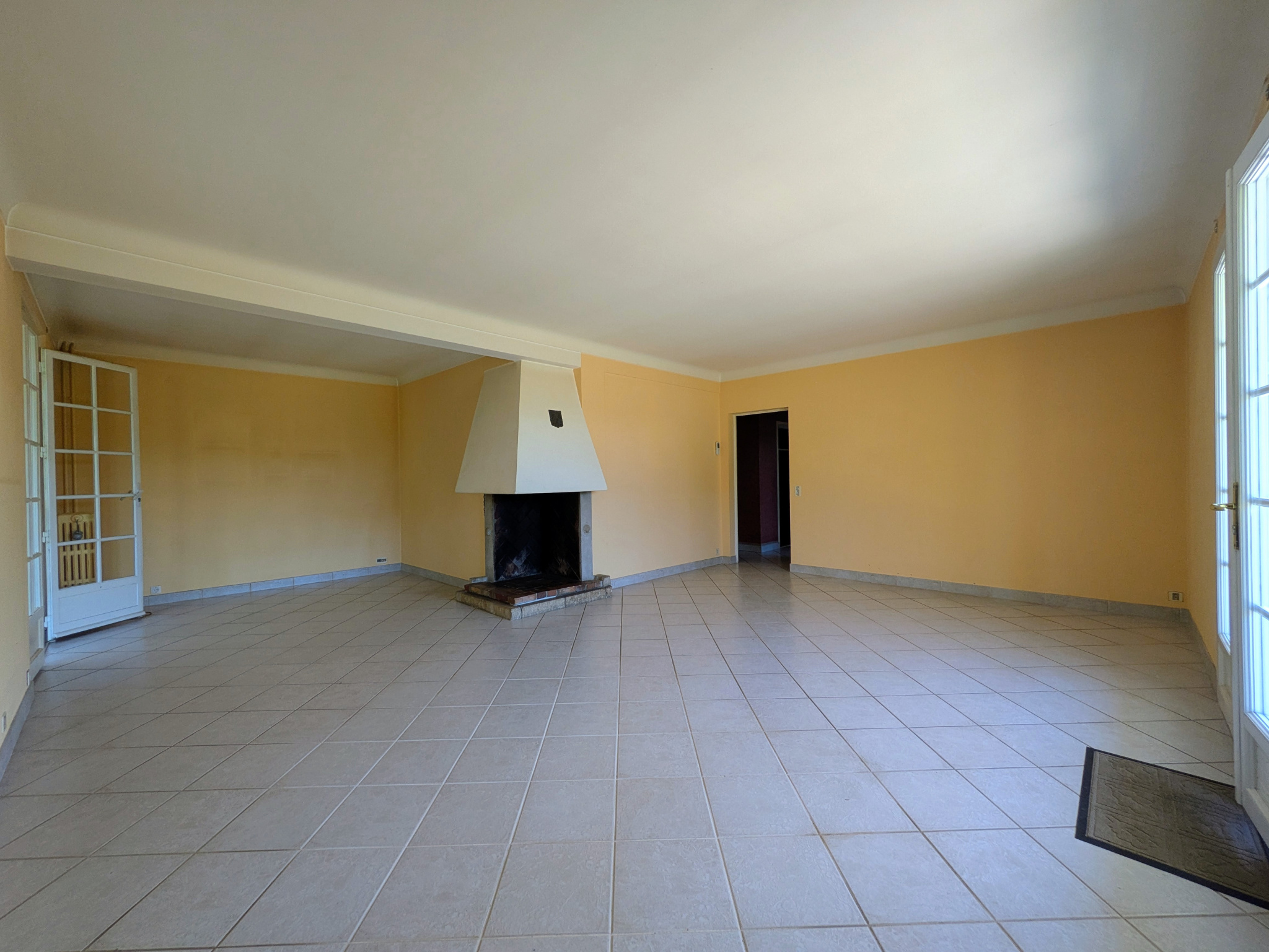 Maison 7 pièces 144 m² · à Amilly · 144 m² · 210 000 €