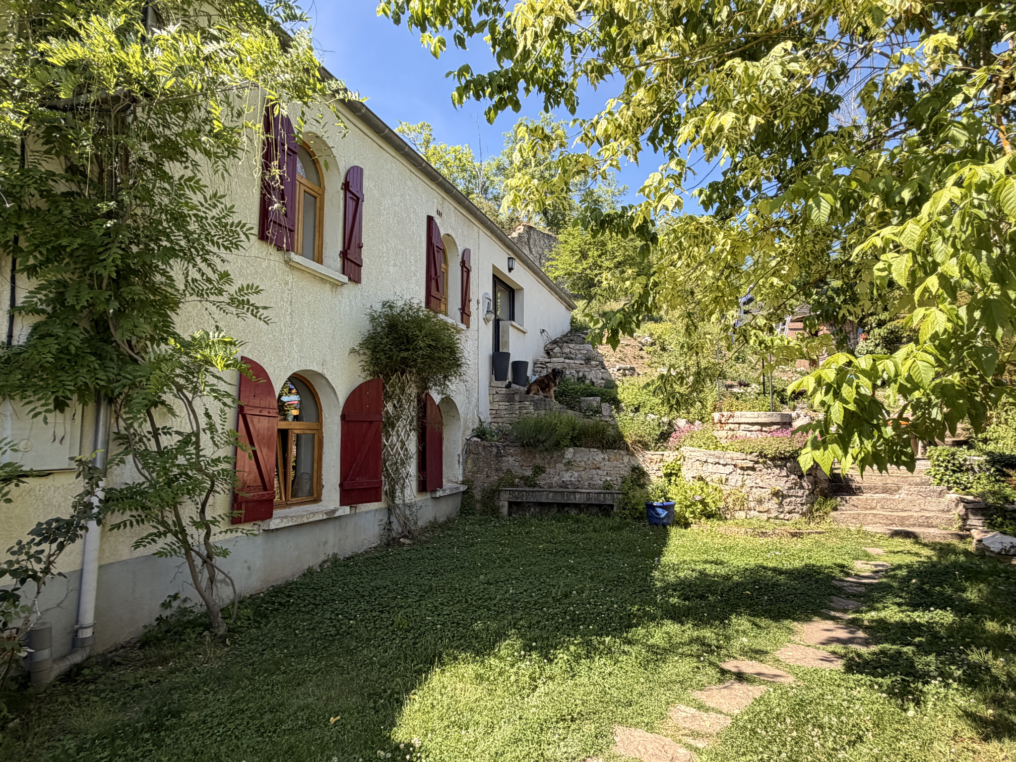 Maison 8 pièces 150 m² · à Plombieres les Dijon · 150 m² · 420 000 €