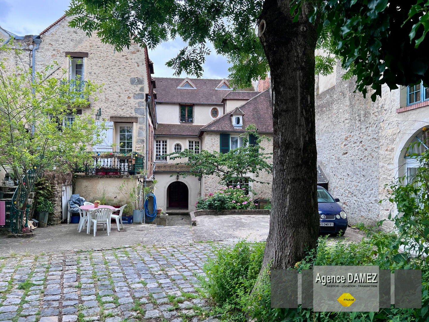 Appartement 3 pièces 115 m² · à Dourdan · 115 m² · 206 000 €