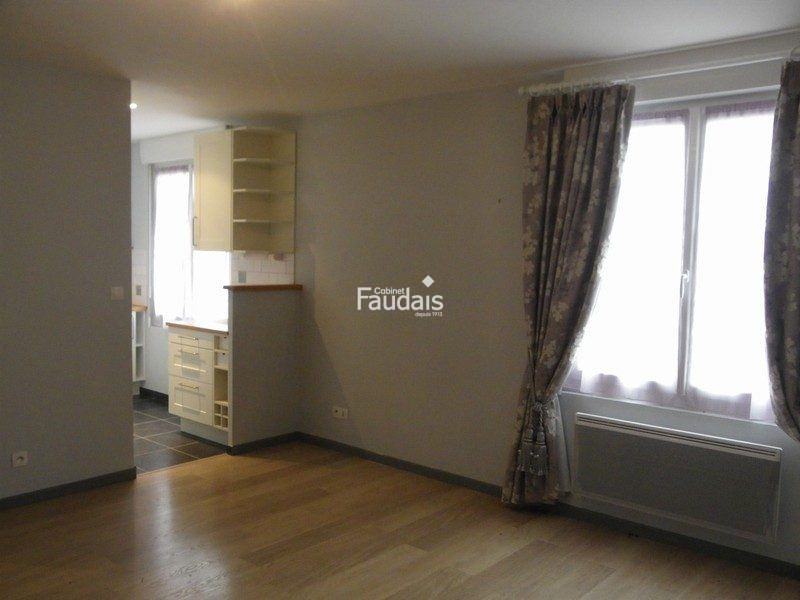 Appartement 2 pièces 40 m² · à Barneville Carteret · 40 m² · 555 €/mois