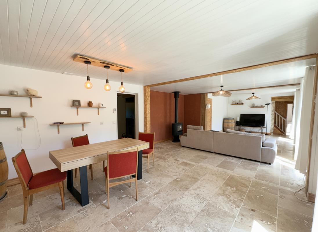 Maison 4 pièces 115 m² · à Saint-Paul-la-Roche · 115 m² · 150 000 €