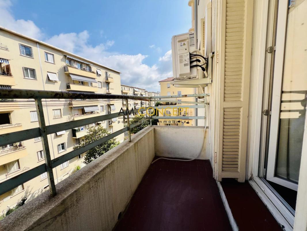 Appartement 4 pièces 72 m² · à Nice · 72 m² · 240 000 €