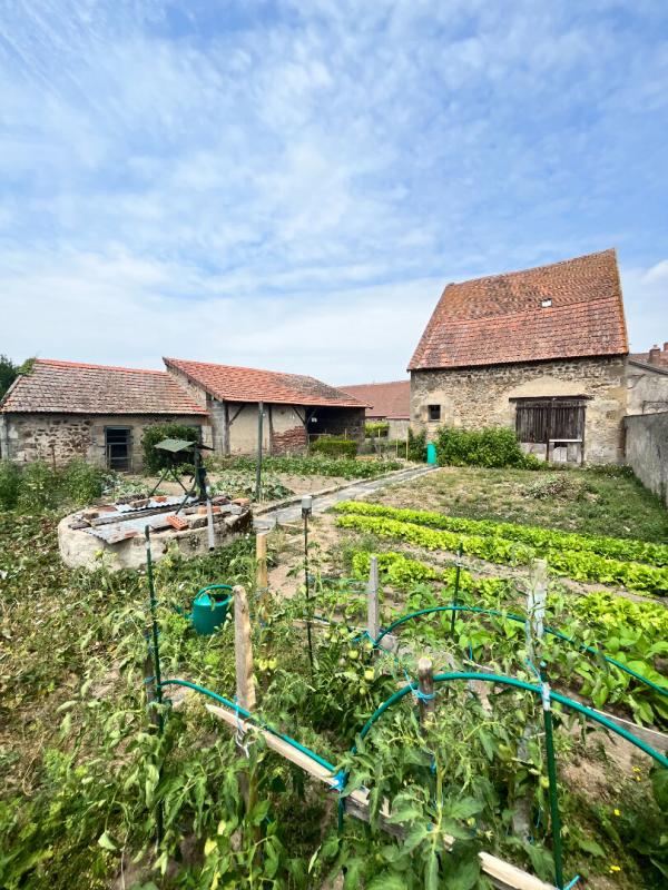 Maison 4 pièces 111 m² · à Le Montet · 111 m² · 45 000 €