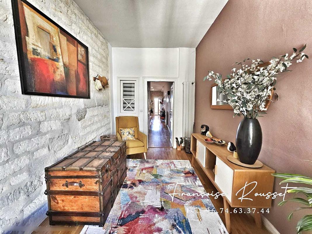 Appartement 4 pièces 140 m² · à Fabrègues · 140 m² · 436 000 €