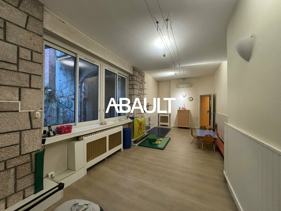 Local commercial 198 m² · à Toulouse · 198 m² · 2 997 €/mois