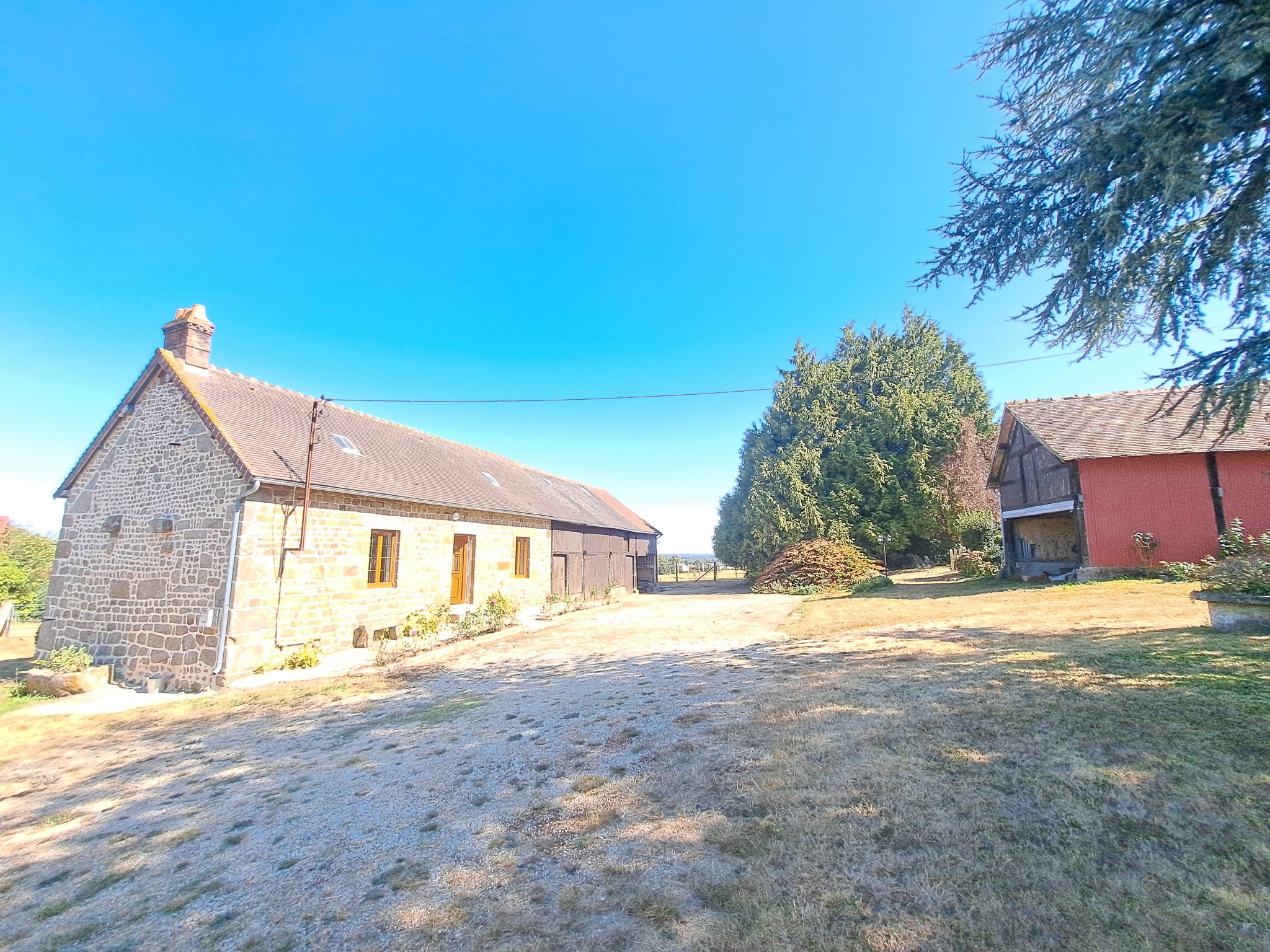 Maison 3 pièces 75 m² · à Lonlay-le-Tesson · 75 m² · 243 800 €