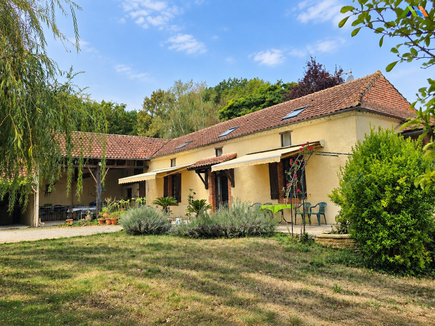 Maison 9 pièces 184 m² · à Villecomtal-sur-Arros · 184 m² · 279 000 €