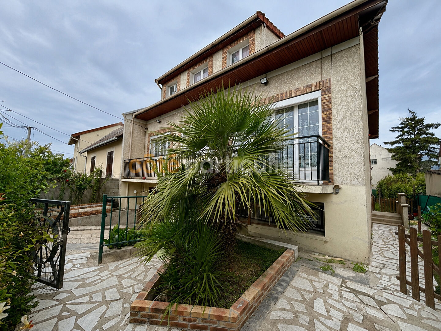 Maison 7 pièces 158 m² · à Villeneuve le Roi · 158 m² · 349 940 €