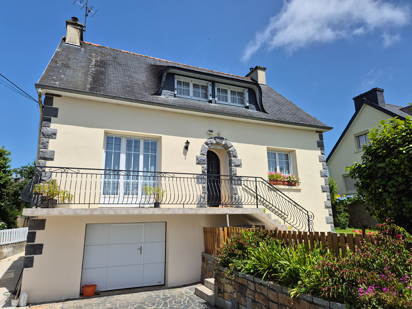 Maison 6 pièces 122 m² · à Callac · 122 m² · 134 000 €