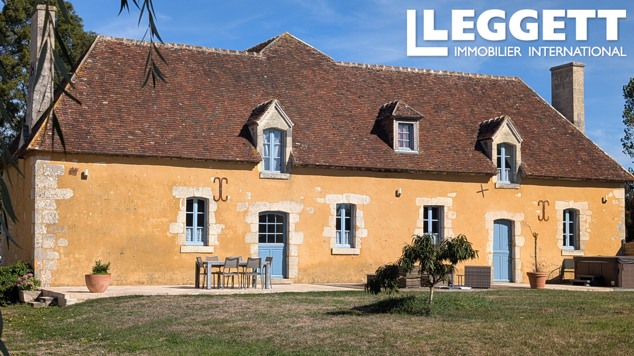 Maison 9 pièces 280 m² · à Cour-Maugis sur Huisne · 280 m² · 780 000 €