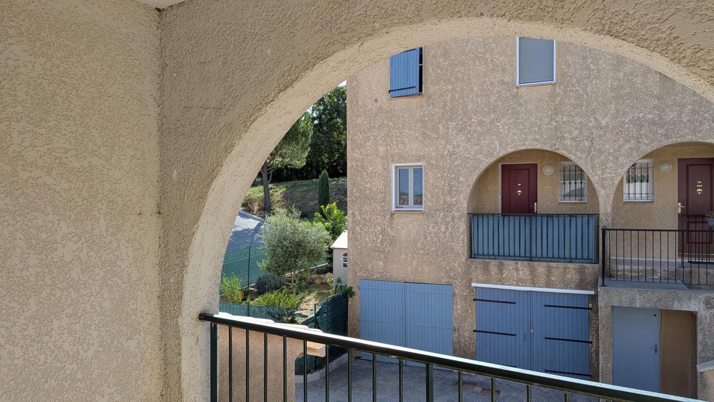 Appartement – BARGEMON VAR PROVENCE-ALPES-COTE-D-AZUR - Vue 3