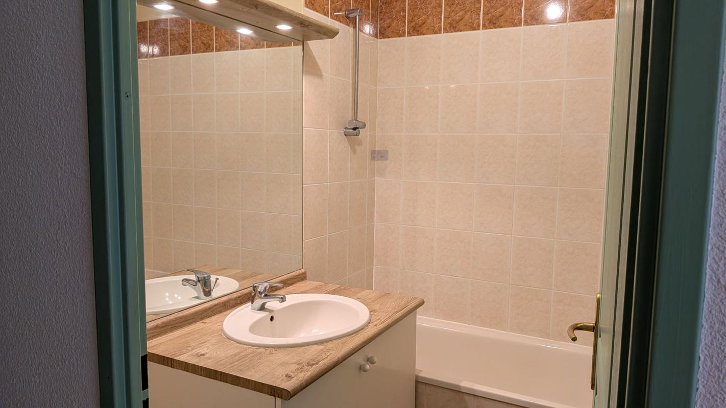 Appartement – BARGEMON VAR PROVENCE-ALPES-COTE-D-AZUR - Vue 5