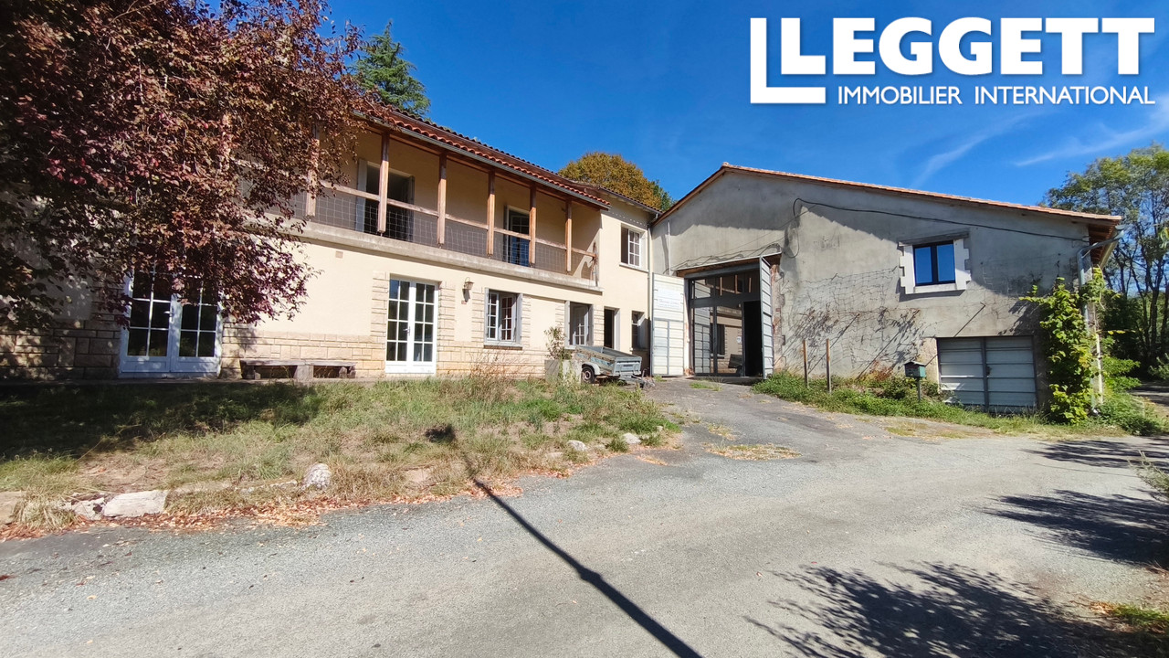Maison 9 pièces 200 m² · à Saint-Martin-le-Pin · 200 m² · 262 150 €