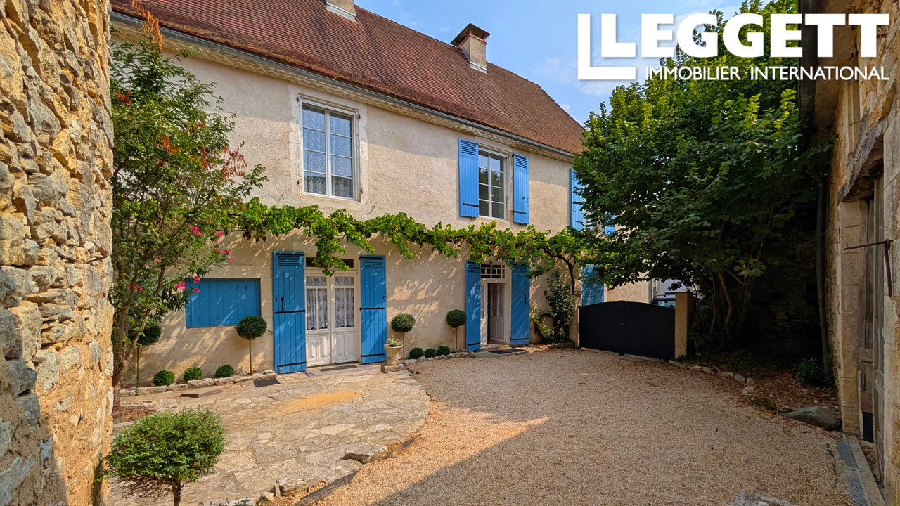 Maison 5 pièces 155 m² · à Coulaures · 155 m² · 245 000 €