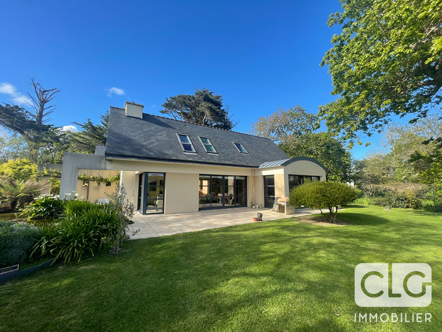 Maison 8 pièces 252 m² · à Loctudy · 252 m² · 879 000 €