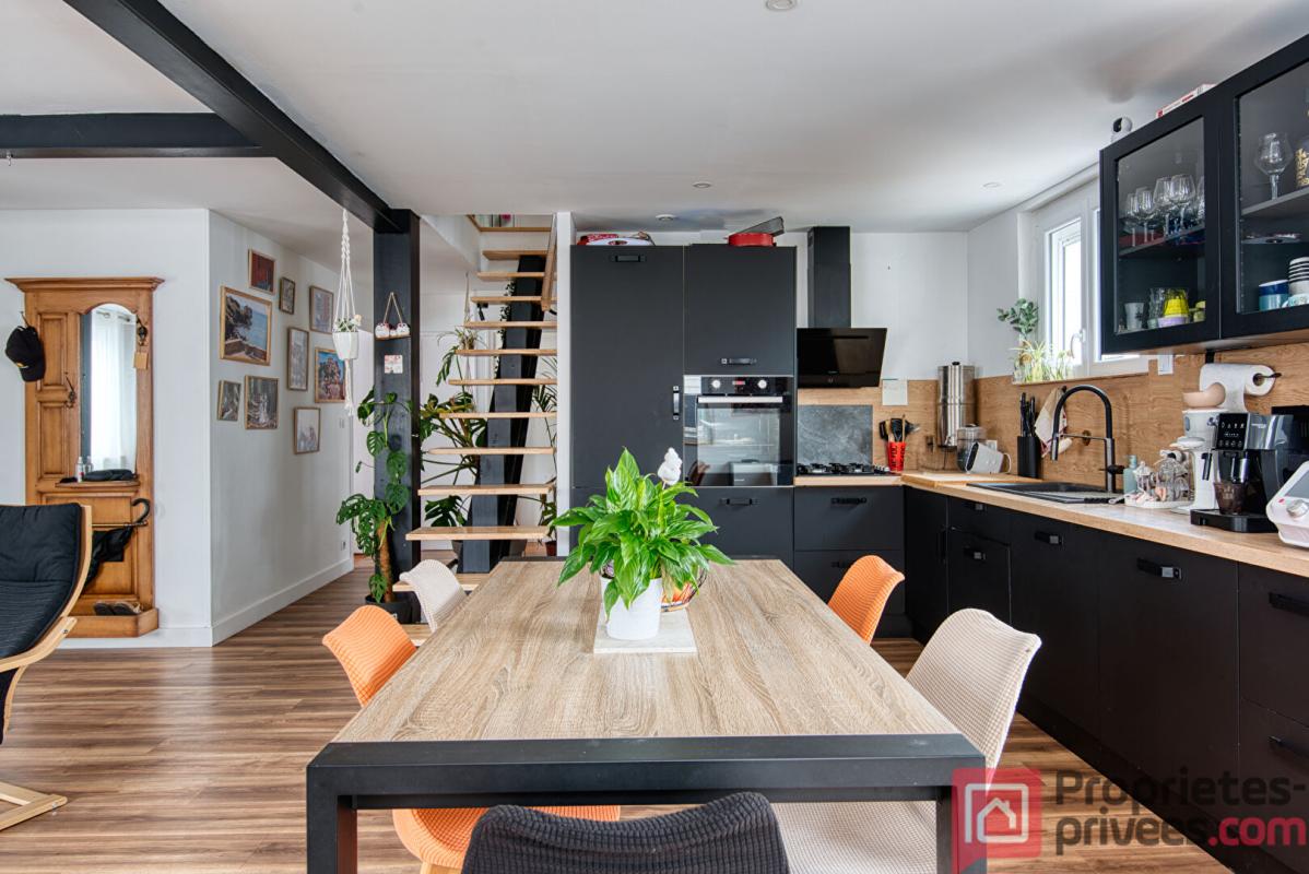 Maison 6 pièces 95 m² · à Aigrefeuille-sur-Maine · 95 m² · 281 500 €