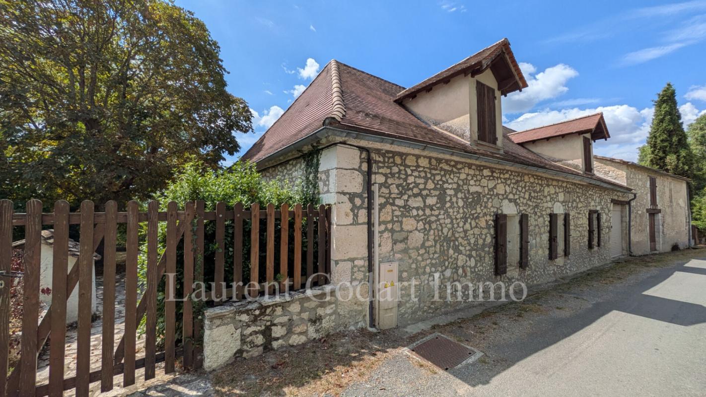 Maison 5 pièces 88 m² · à Castillonnès · 88 m² · 150 000 €