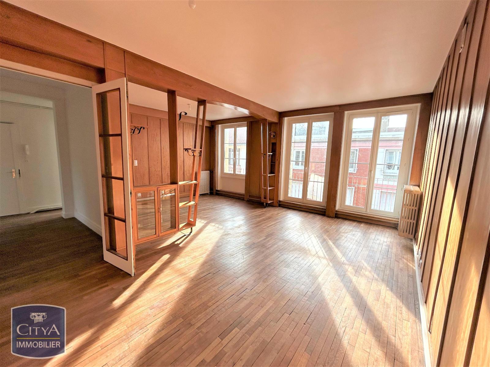 Appartement 4 pièces 95 m² · à Clermont-Ferrand · 95 m² · 985 €/mois