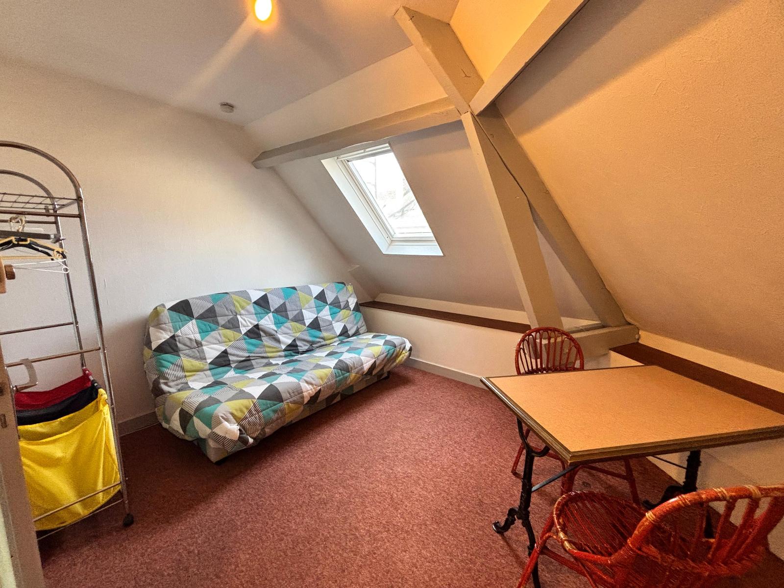 Appartement 1 pièce 9 m² · à Tours · 9 m² · 420 €/mois