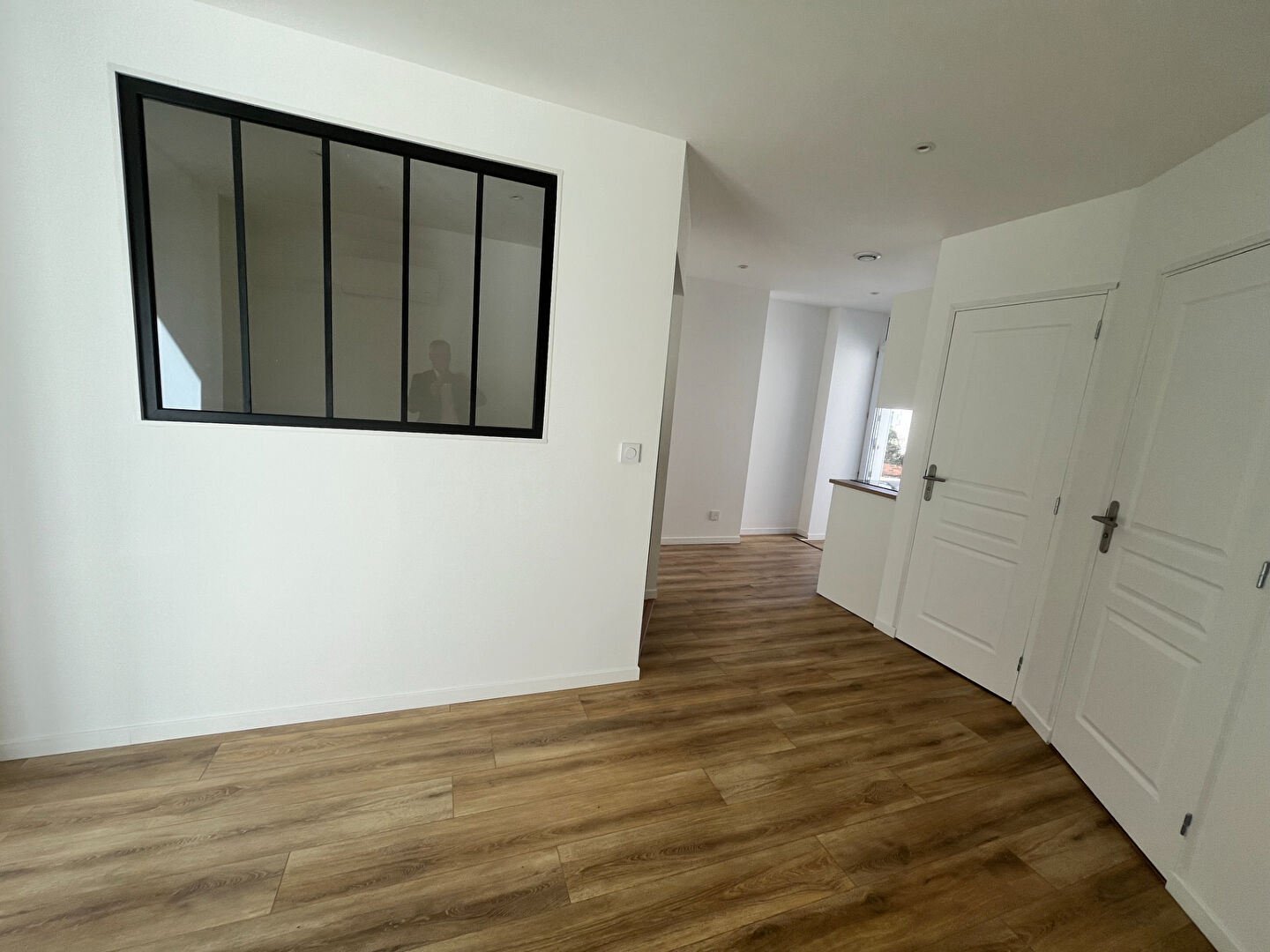Appartement – AVRILLE MAINE-ET-LOIRE PAYS-DE-LA-LOIRE - Vue 4