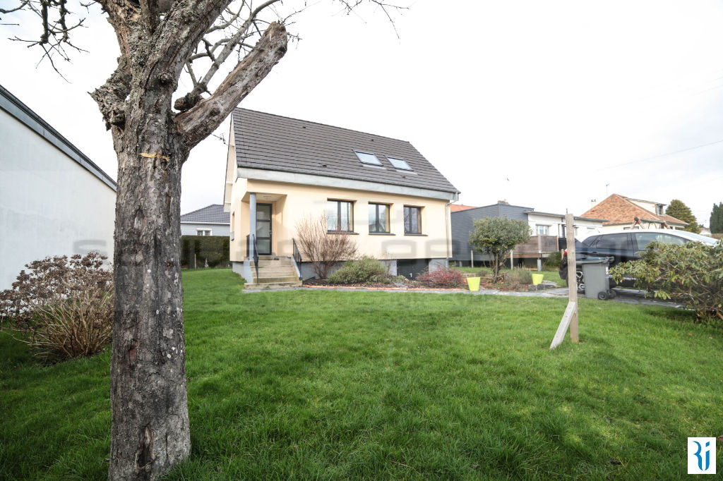 Maison 4 pièces 87 m² · à Bihorel · 87 m² · 1 377 €/mois