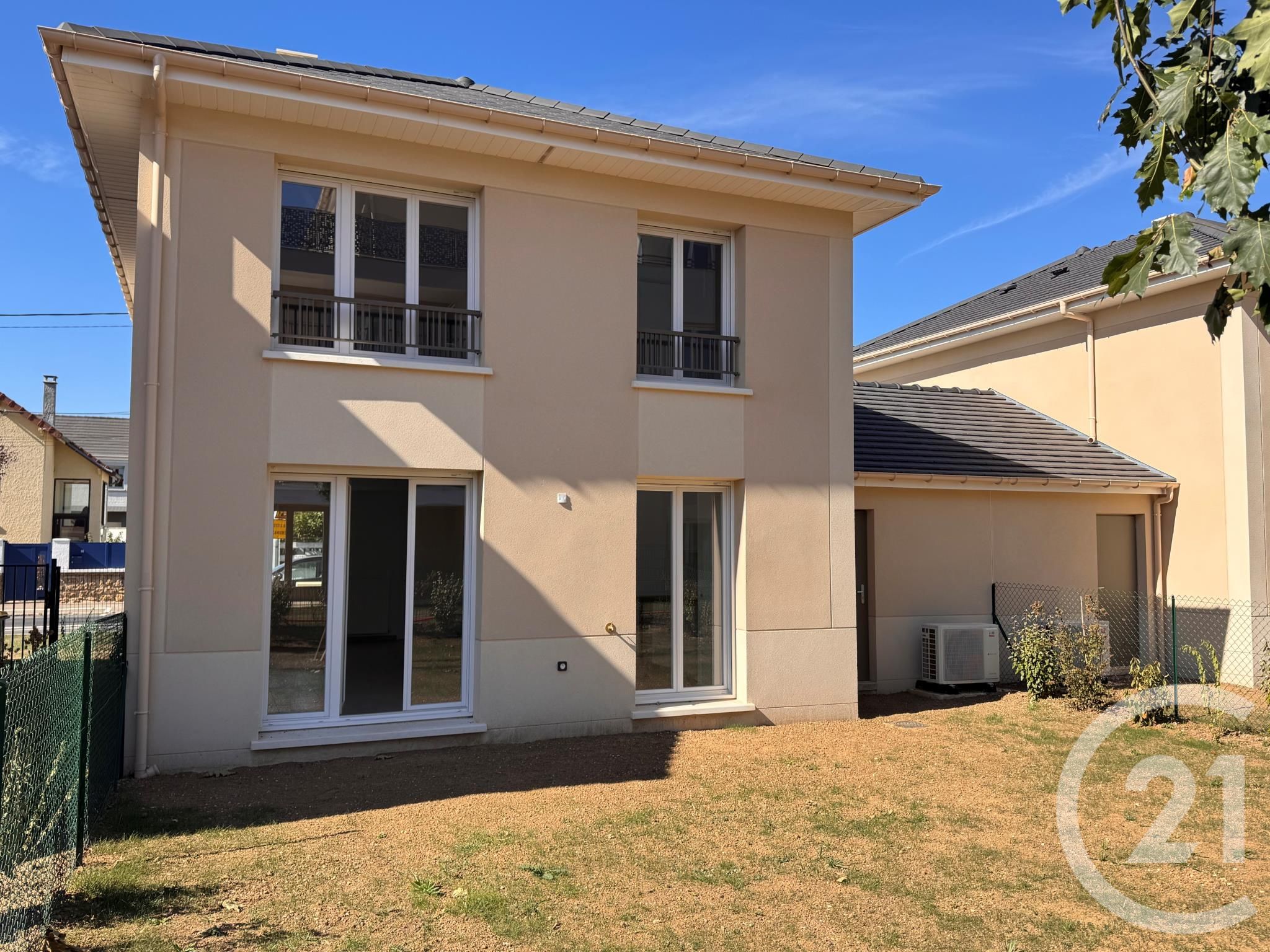 Maison 4 pièces 91 m² · à Saint-Fargeau-Ponthierry · 91 m² · 1 550 €/mois