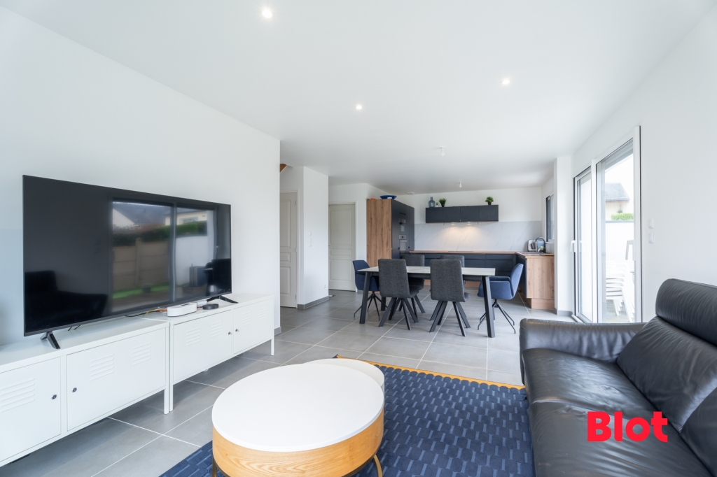 Maison 5 pièces 125 m² · à Meucon · 125 m² · 425 250 €