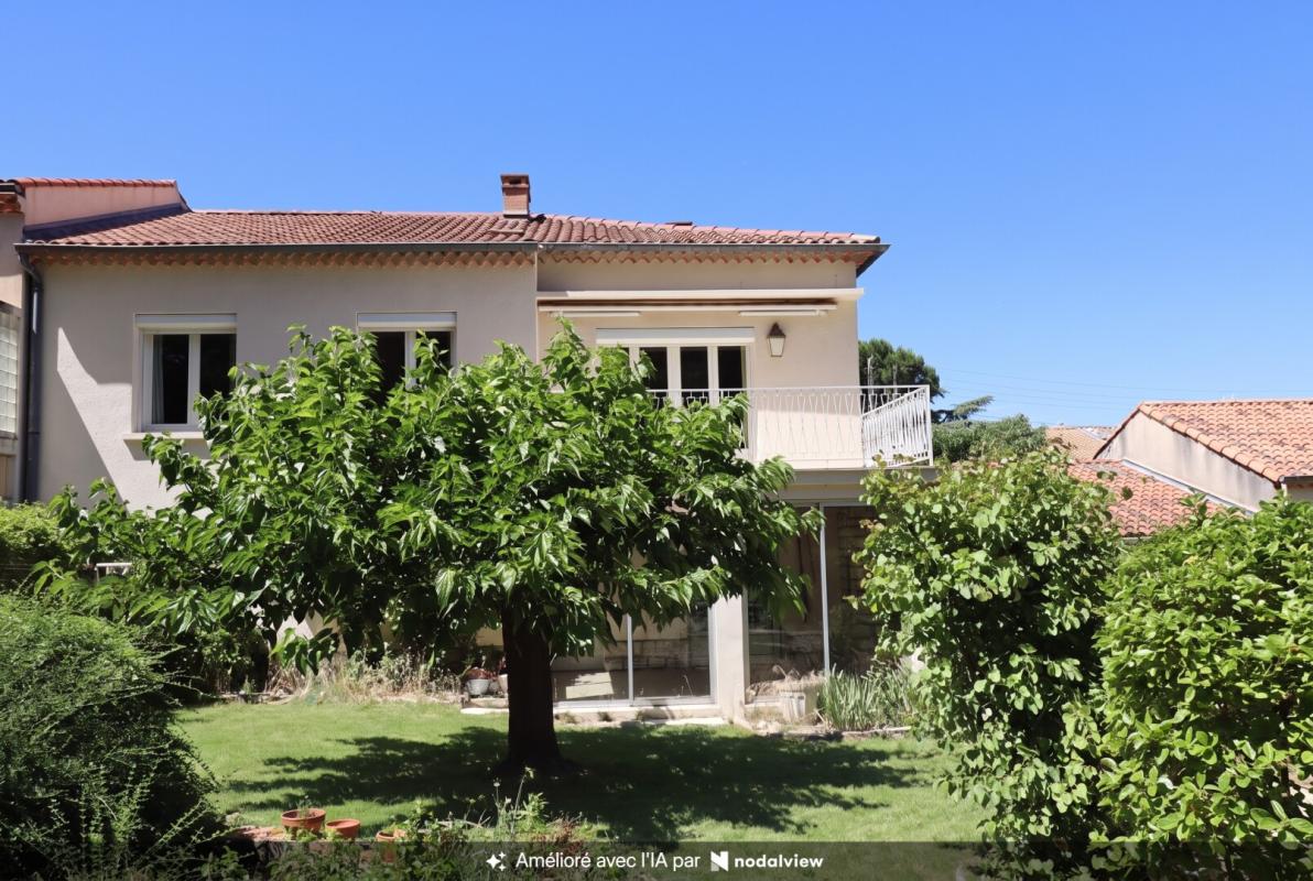 Maison 8 pièces 150 m² · à Villeneuve-lès-Avignon · 150 m² · 440 000 €