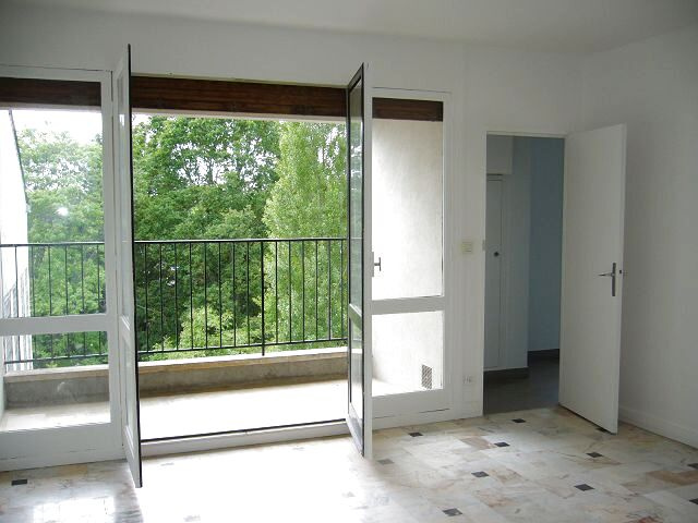 Appartement 2 pièces 52 m² · à Avon · 52 m² · 878 €/mois
