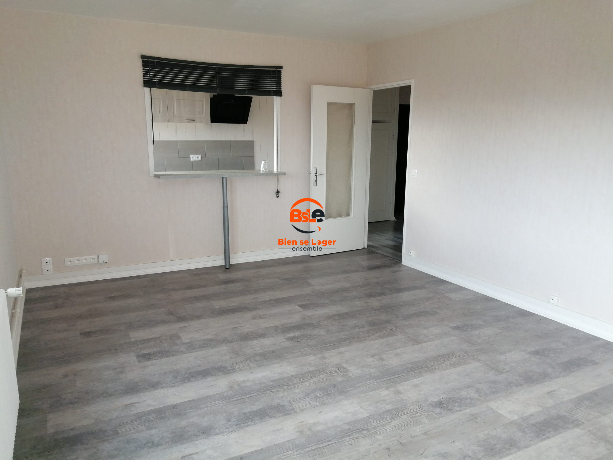 Appartement – VICHY ALLIER AUVERGNE-RHÔNE-ALPES - Vue 3