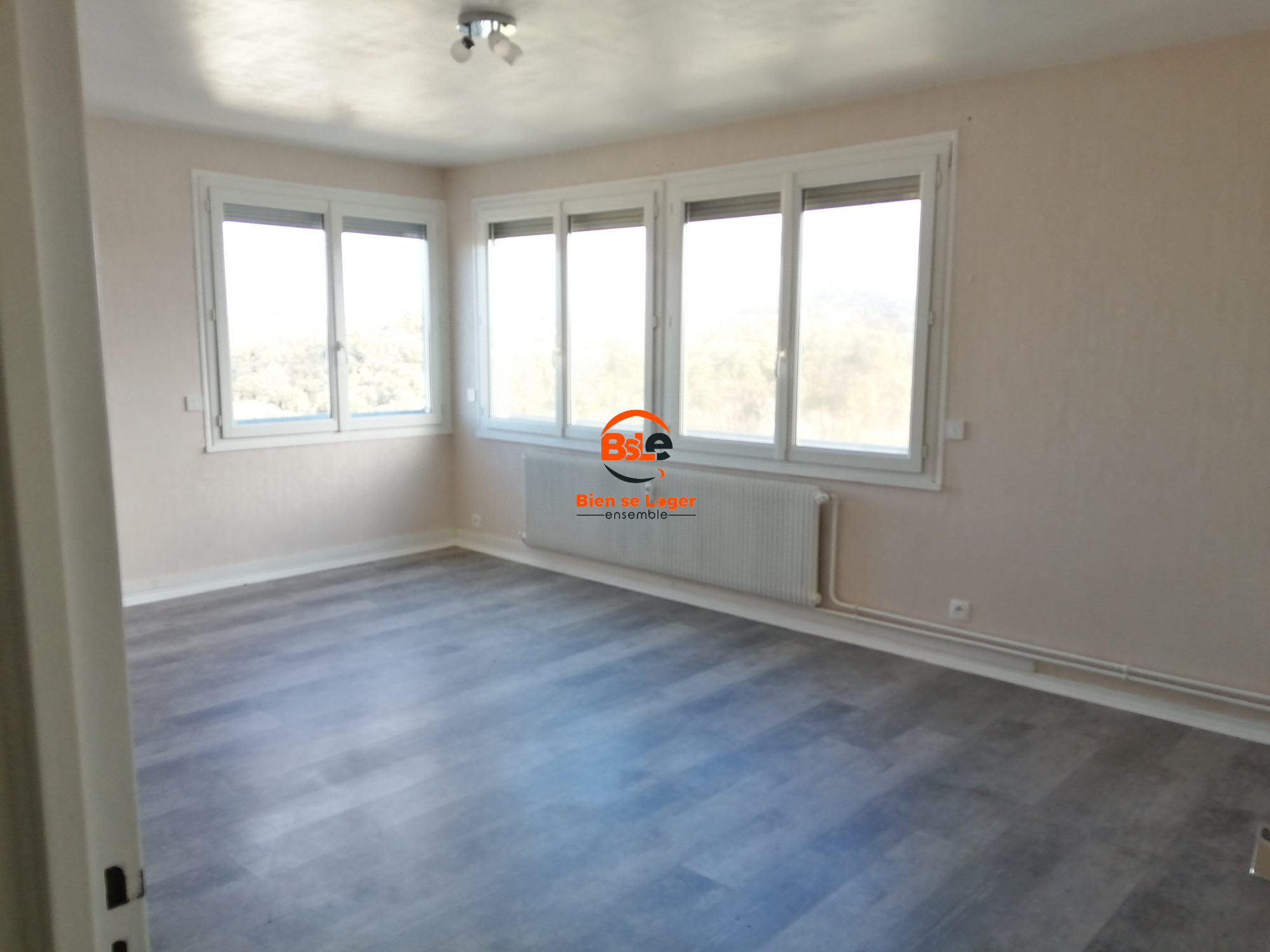 Appartement – VICHY ALLIER AUVERGNE-RHÔNE-ALPES - Vue 4
