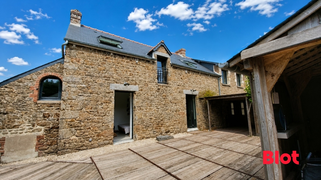 Maison 4 pièces 109 m² · à Saint-Coulomb · 109 m² · 945 000 €