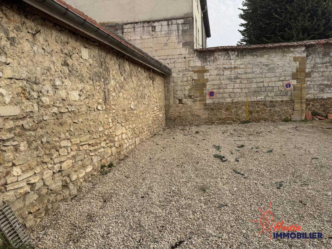 Parking CHALONS EN CHAMPAGNE 51000 · à Châlons-en-Champagne · 70 €/mois