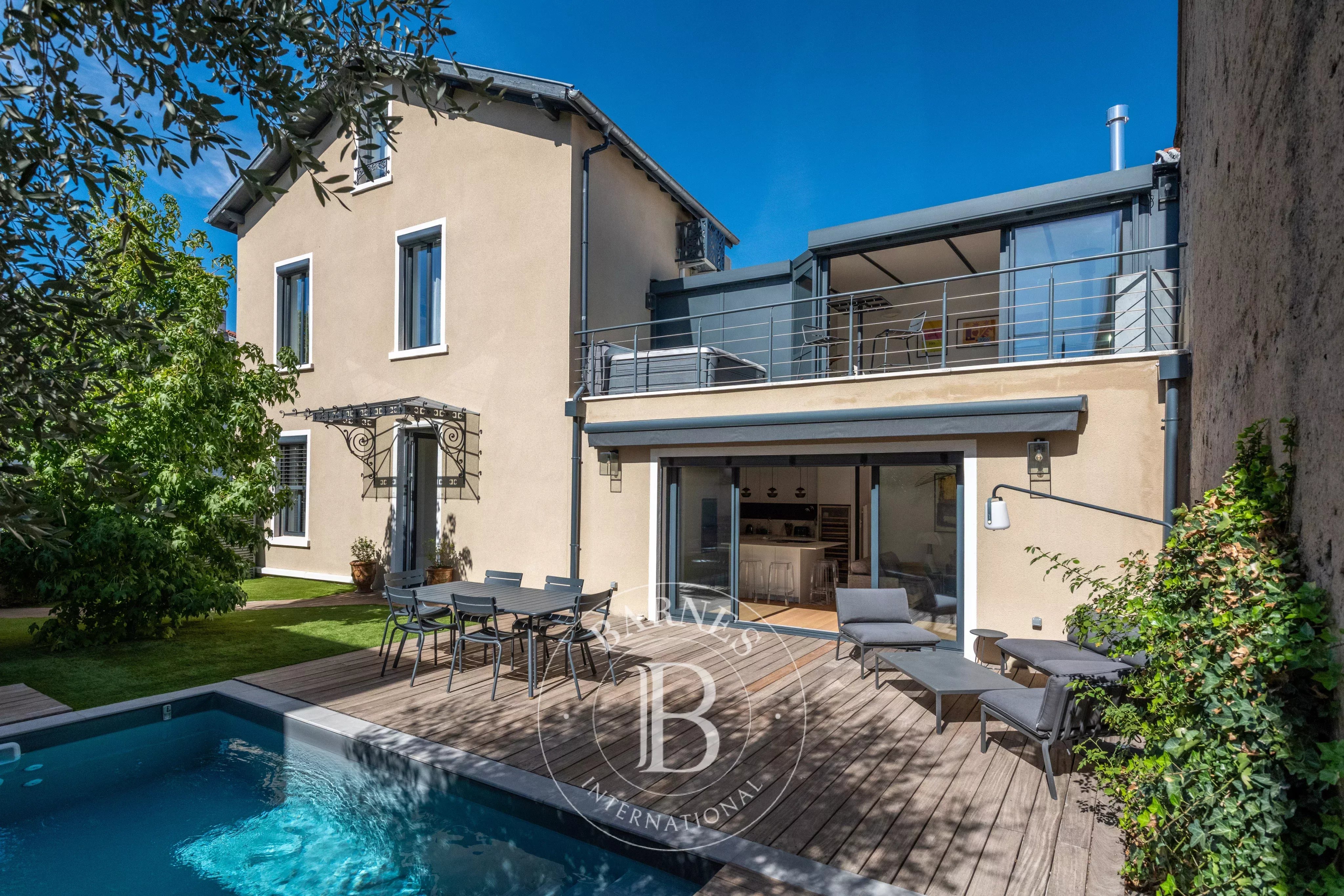Maison 6 pièces 150 m² · à Lyon 03 · 150 m² · 1 090 000 €