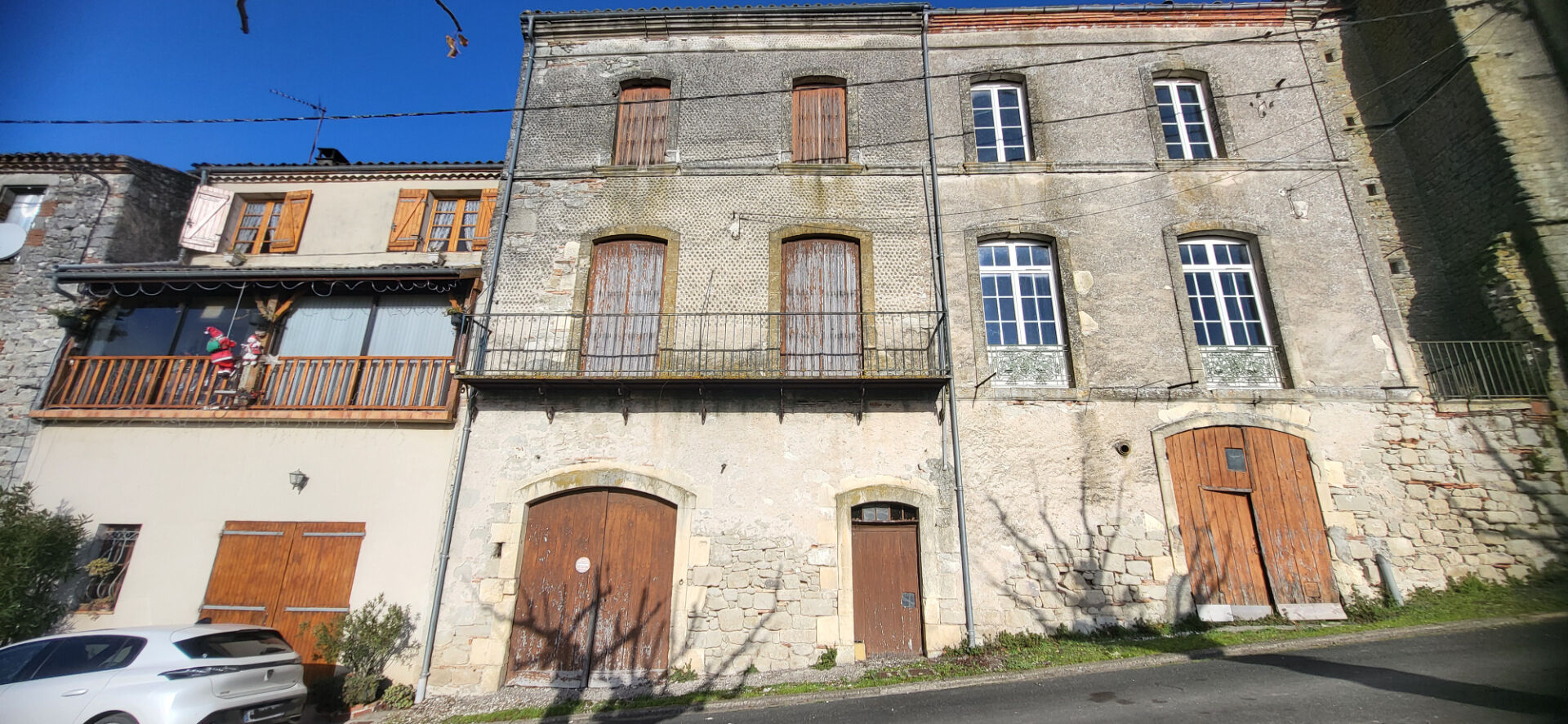 Maison 3 pièces 163 m² · à Saint-Pastour · 163 m² · 76 000 €