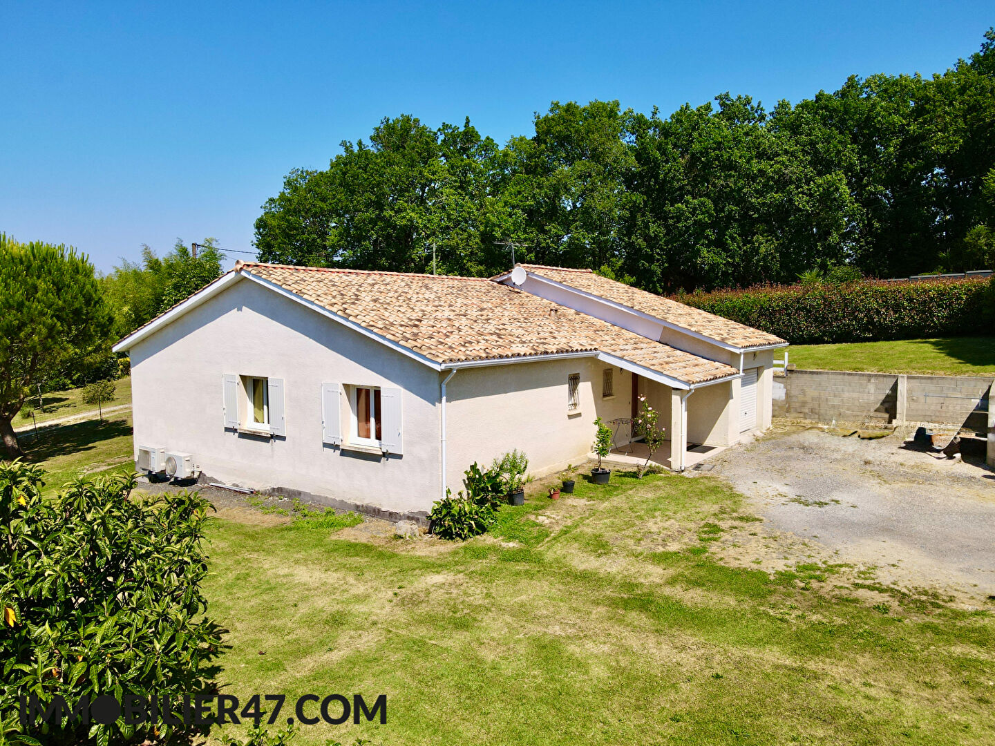 Maison 4 pièces 130 m² · à Saint-Hilaire-de-Lusignan · 130 m² · 269 000 €