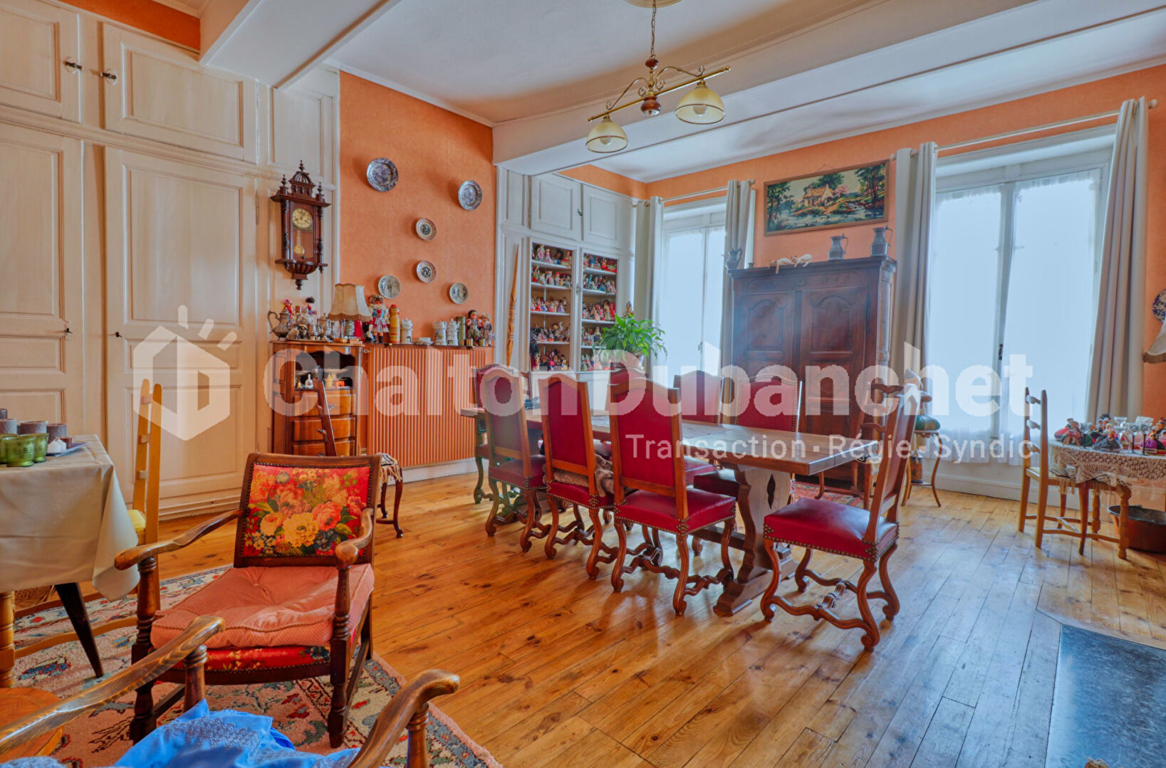 Appartement 5 pièces 164 m² · à Roanne · 164 m² · 195 000 €